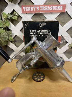 113134 Chef Paul Murre Cast Aluminum Hand Meat Grinder Sausage Stuffer No Plunger