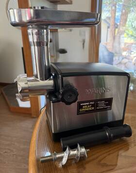 105l Cuisinart Electric Meat Grinder