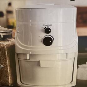 760200 Nutrimill Grain Mill Classic