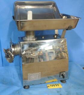 150r Omega Ld32 Meat Mincer/grinder 220v 50 Hz Capacity-500kg/h Blade Speed 150r/m