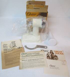 954-19 Oster Regency Kitchen Center Food Meat Grinder Head Service Attachment