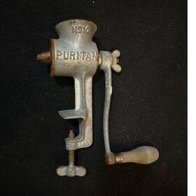 Puritan 2468 Antique No. 10 Manual Hand Crank Clamp-on Cast Iron Grinder