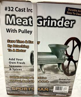 23086fw Sportsman #32 Cast Iron Manual Meat Grinder Pulley Box Is 24 Lbs 13.5 X 13 10 New In