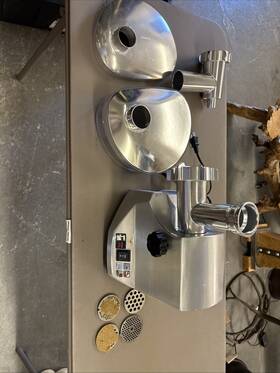 Ttak Houseware Pc-m2000w 2000 Watt High Quality Electric Meat Grinder With Cutting Blade And Plates