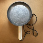 Vintage 1993 Maxim Electric Brunch Pan BP-9 Tested Working. Fixed Price $65.45.