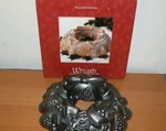 Williams-sonoma Wreath Bundt Pan Usa With Box. Fixed Price $18.00.