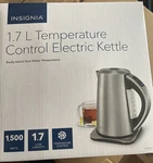 Insignia 1.7 1.8 Quart Cordless Electric Kettle Stainless Steel NS-EKB17SS0/. Fixed Price $35.00.