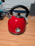 Frigidaire EKET125 Red Retro Electric Water Kettle Stainless Steel 1.8L New Nwob. Fixed Price $45.00.