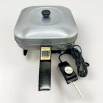 Vtg Lady Vanity Deluxe Immersible Auto Heat Control Electric Skillet Mcm Tested. Fixed Price $34.00.