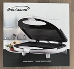 Brentwood 750W Electric Non-stick Grill And Panini Maker. TS-245. Fixed Price $27.99.