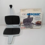 Microwave Maker 67050 With Box Usa Waffler. Fixed Price $16.00.