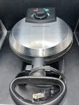 Non-stick Hamilton Beach Flip Belgian Waffle Maker 26010R Round Tested Works. Fixed Price $24.99.