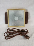 Vintage Salton Hotray Electric Warming Glass Wood Handles Gold Trim. Fixed Price $20.99.