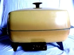 Vintage Wards Signature Electric Fry Pan Skillet 1255W Immersible. Fixed Price $39.99.
