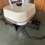 Vtg Sunbeam 12"X12" Frypan Electric Skillet Multi Cooker 80S Almond Tested&works. Fixed Price $27.46.