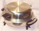 Webalco Lifetime Liquid Core 11" Model 7906 Electric Skillet With Cover Lid. Fixed Price $32.00.