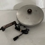 Vintage General Electric 11.5" Fry Pan Skillet With Lid Cord 16C120. Fixed Price $25.20.