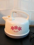 Vintage Kitchen Gourmet Electric Kettle Tea Pot Brews 4 Cups Plug Retro. Fixed Price $19.99.