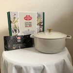 New Ballarini Bellamonte Enamelled Cast Iron Pot Round 8.7IN With Lid & Handles. Fixed Price $70.00.