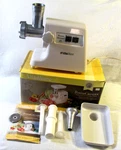 Villaware V5265-05 Power Meat Grinder 320 Watts Lightly Used Deer. Fixed Price $25.99.