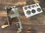 Vintage Meat Lf&c, New Britain, Conn. Universal No. 3 W/6 Grinders. Fixed Price $24.00.