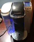 Keurig K-elite Single K-cup Coffee Maker Platinum Tested/working. Fixed Price $25.00.