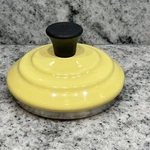 Replacement Le Creuset Yellow Enamel 1.7 Quart Metal Teapot Lid. Fixed Price $26.98.