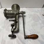 Universal Meat Chopper Grinder NO.323 Vintage Hand Crank Heavy (J4). Fixed Price $24.99.