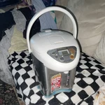 Zojirushi CD-JWC30 3.0L Hot Water Dispenser Temp Settings White Silver. Fixed Price $125.00.