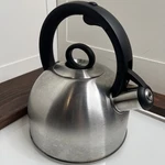 Cuisinart 2 QT/1.9 Kettle Stainless Steel #CTK-SS17. Fixed Price $17.88.