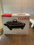 Cooks 12 X Nonstick Electric Skillet With Glass Cover, Cooking Easy Clean.. Fixed Price $42.00.