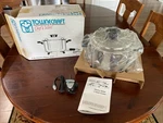 New Townecraft Chef S Ware Qt Electric Dutch Oven TC005OCU. Fixed Price $475.00.
