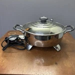 Royal Prestige Qt Electric Multi-cooker Roaster Skillet CO6570 Model 401. Fixed Price $289.99.