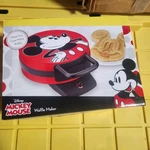 Disney Mickey Mouse 7.5 Inch Waffle Maker New H77. Fixed Price $30.60.