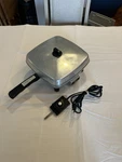 Vintage Electric Skillet West Bend 3211E With Plug Mcm Used. Fixed Price $19.99.