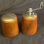 Mcm Olde Thompson Usa Wood Set Salt Shaker Pepper Mill Grinder Vtg Free Ship. Fixed Price $17.00.