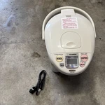 Zojirushi CD-LCC40 Micom Water Boiler & Warmer, Liter Works Japan. Fixed Price $49.99.
