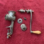 Vintage Universal No. 1 Food Meat Grinder Hand Crank, Table Mount Made Usa. Fixed Price $20.00.