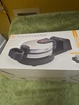 Toastmaster Flip-over Maker For Perfectly Browned Waffles Model TM-285WM. Fixed Price $34.99.