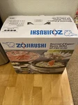 Zojirushi EP-PBC10 Gourmet D'expert Electric Skillet New. Fixed Price $100.00.