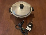 Vintage Saladmaster Oil Core Electric Skillet Pan Vapo Lid 11" 17815 Works Great. Fixed Price $82.99.