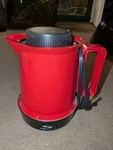 West Bend Hot Pot NO.53505 2 To Cup Heat And Server Red. Fixed Price $34.95.