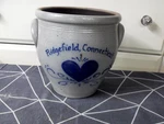 Penn-dutch 8" Ridgefield, Connecticut Planter 1989 By Rockdale Union Stoneware. Fixed Price $85.00.