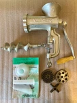 Meat Grinder Villaware Heavy Weight Cast Iron 268-10 Sausage Maker Set. Fixed Price $19.95.