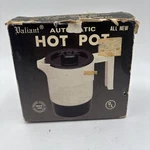 Valiant Automatic Electric Hot Pot 400W 120V Polypropylene Kettle Nib Vintage. Fixed Price $20.99.