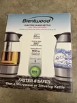 Brentwood Electric Glass Kettle With Tea Infuser Open Box. Fixed Price $59.99.