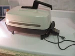 1980S Vintage West Bend Immersible Electric Skillet 72106X Vent Lid. Fixed Price $39.99.