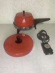 Vintage Red Hoover 8611 Electric Fry Pan Skillet & Fondue Pot Combination. Fixed Price $29.00.
