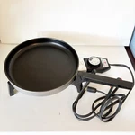 Vintage Hoover 8" Electric Fry Pan Skillet Model B3087 Submersible Works Crepe. Fixed Price $24.95.