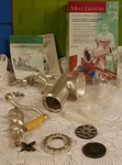 Euc Vtg Meat Grinder Villaware Heavy Weight Cast Iron 268-10 Sausage Maker Set. Fixed Price $19.99.